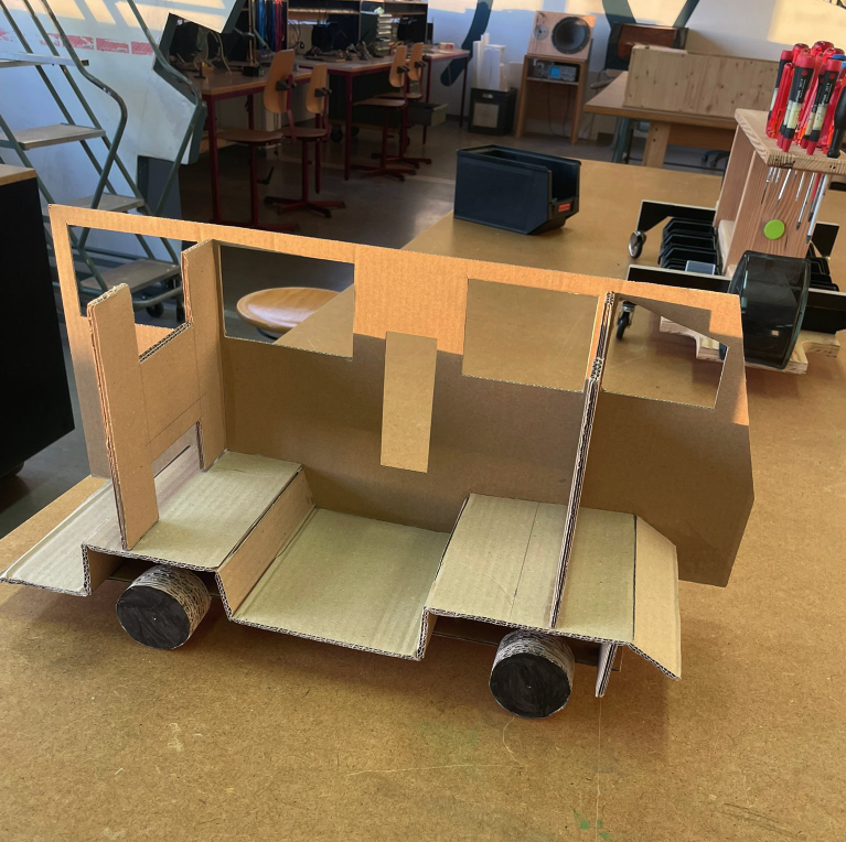 Auto bauen in der Fabrica